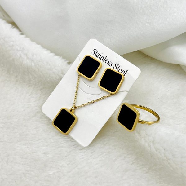 Black Aqeeq Square Earring Pendant Ring Necklace Set For Women