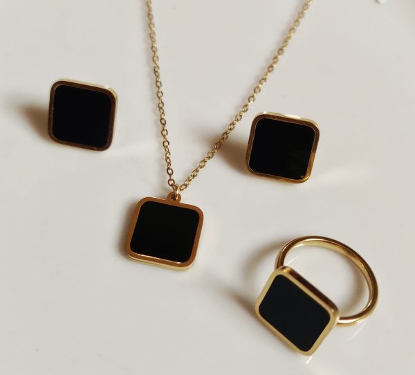 Black Aqeeq Square Earring Pendant Ring Necklace Set For Women